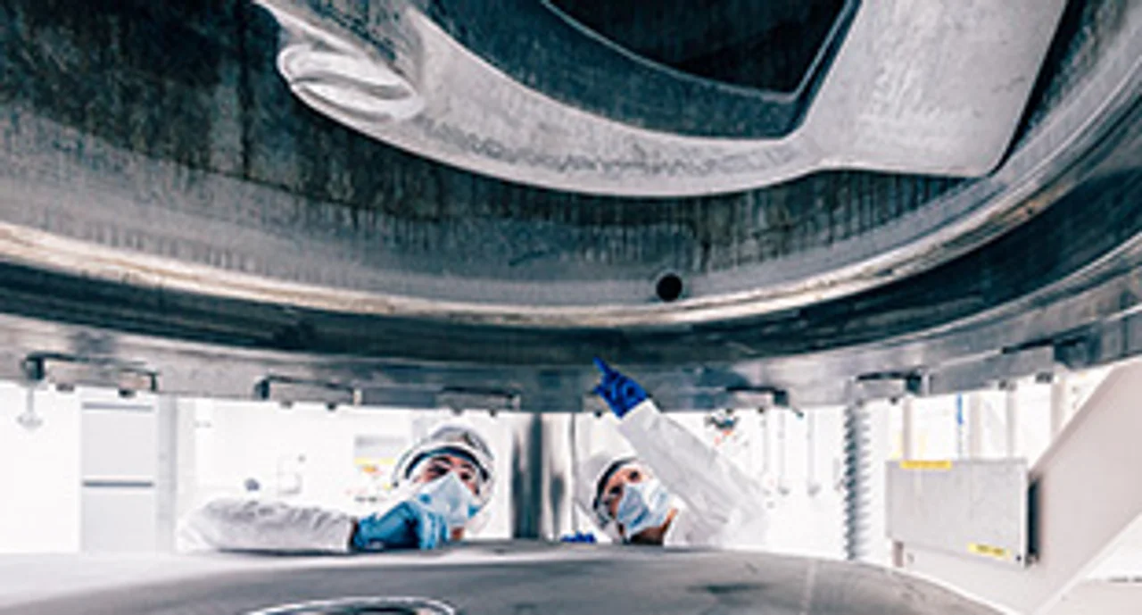Employees inspecting the manufacturing area in St. Louis, USA (Cherokee facility)