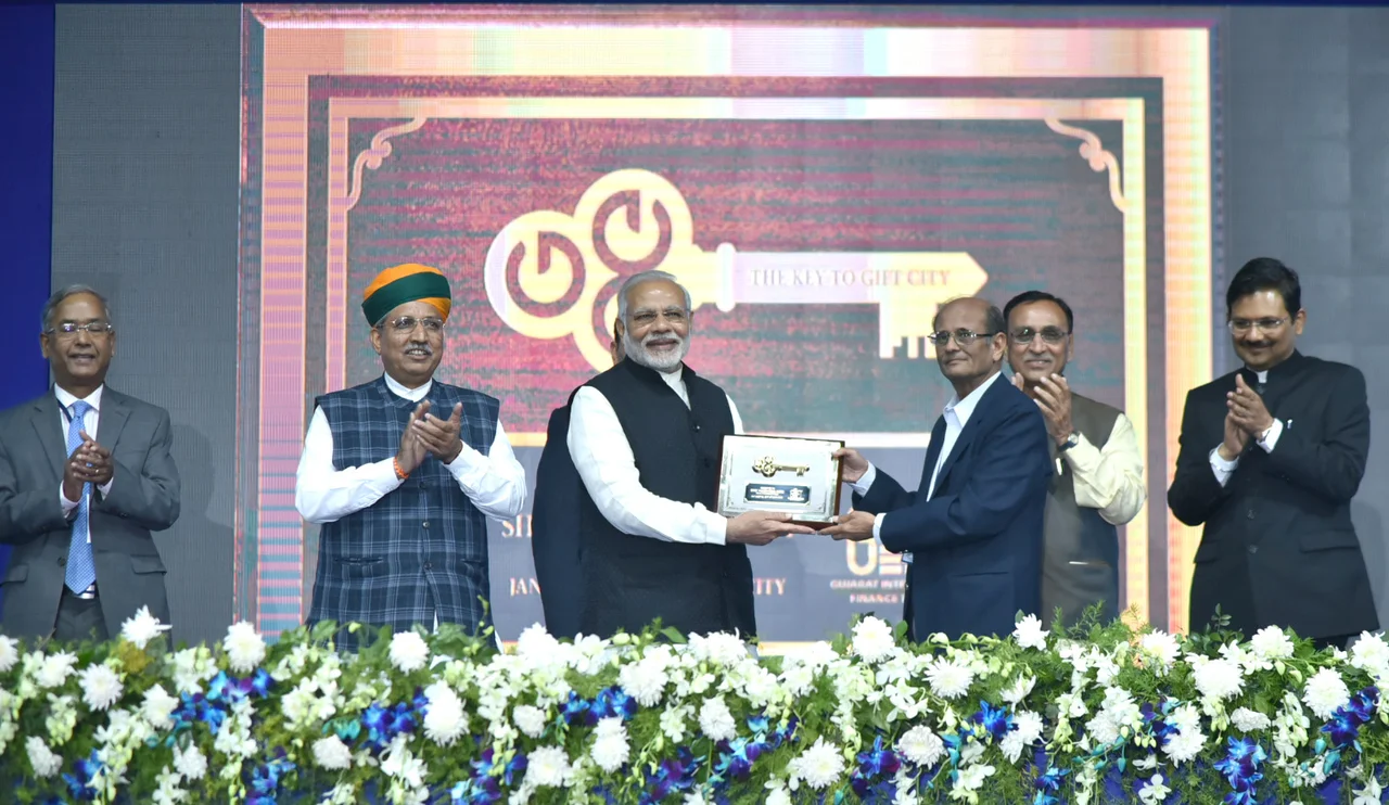 Shri_Sudhir_Mankad_Chairman.jpg