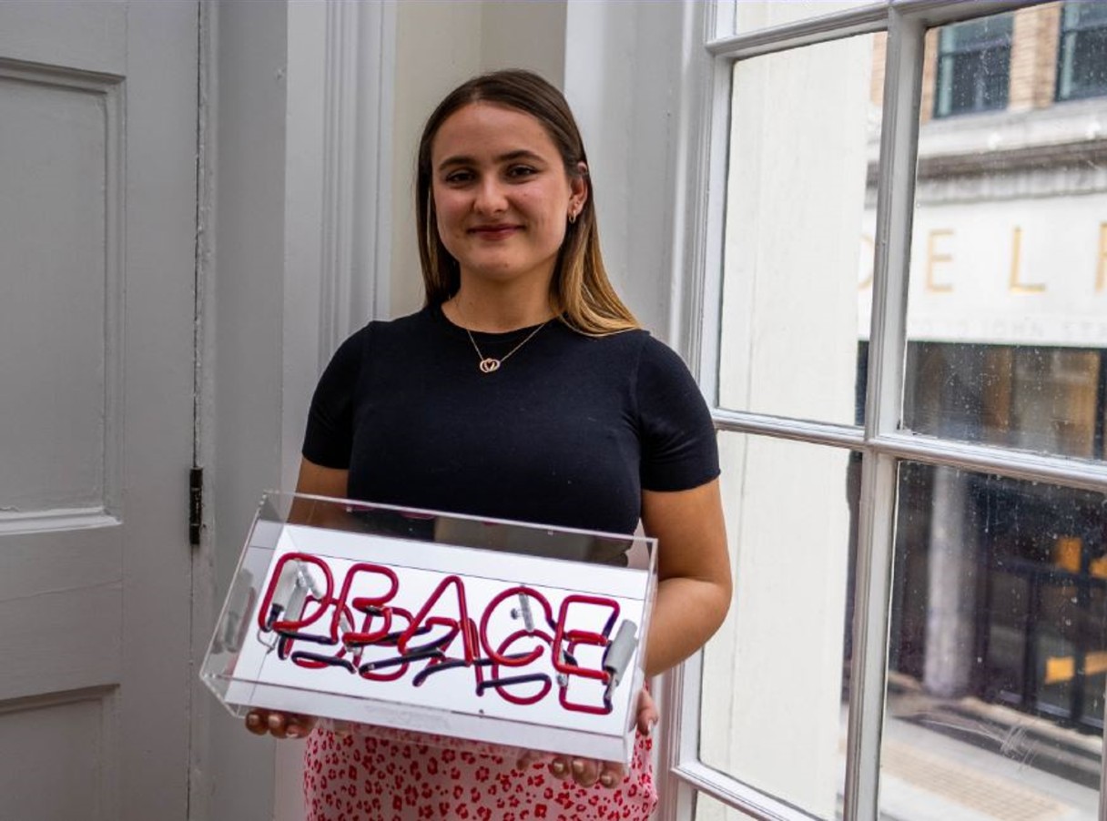 Chamiah Dewey with her 2022 DBACE award